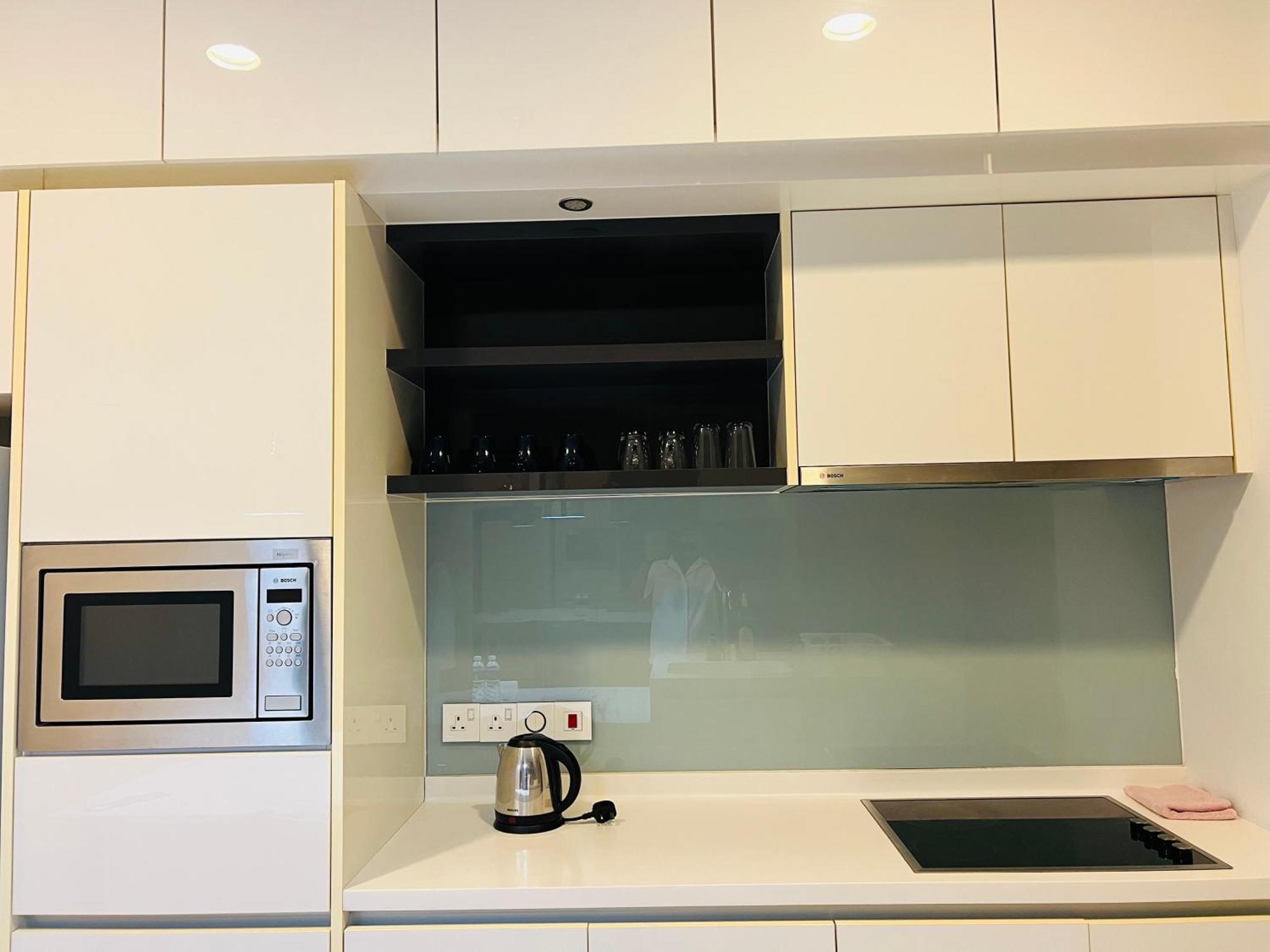 Apartment The Faced Platinum By Astria